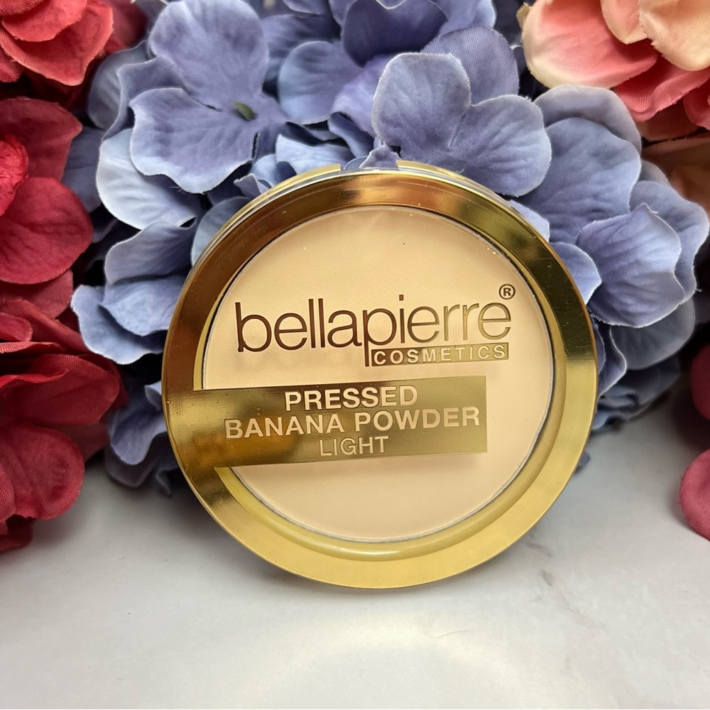 Bellapierre Pressed Banana Powder in Light